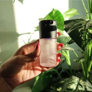 MAC Setting Spray Mini 🌈✨